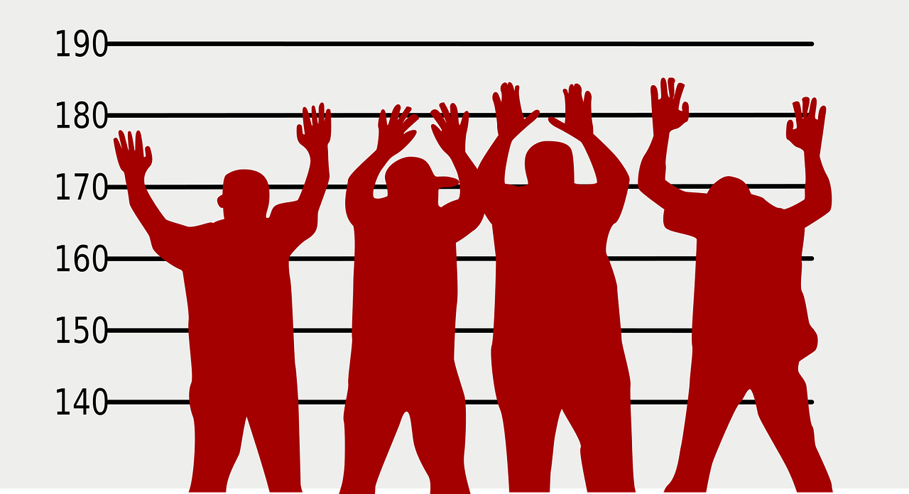 suspects-1294323_1280