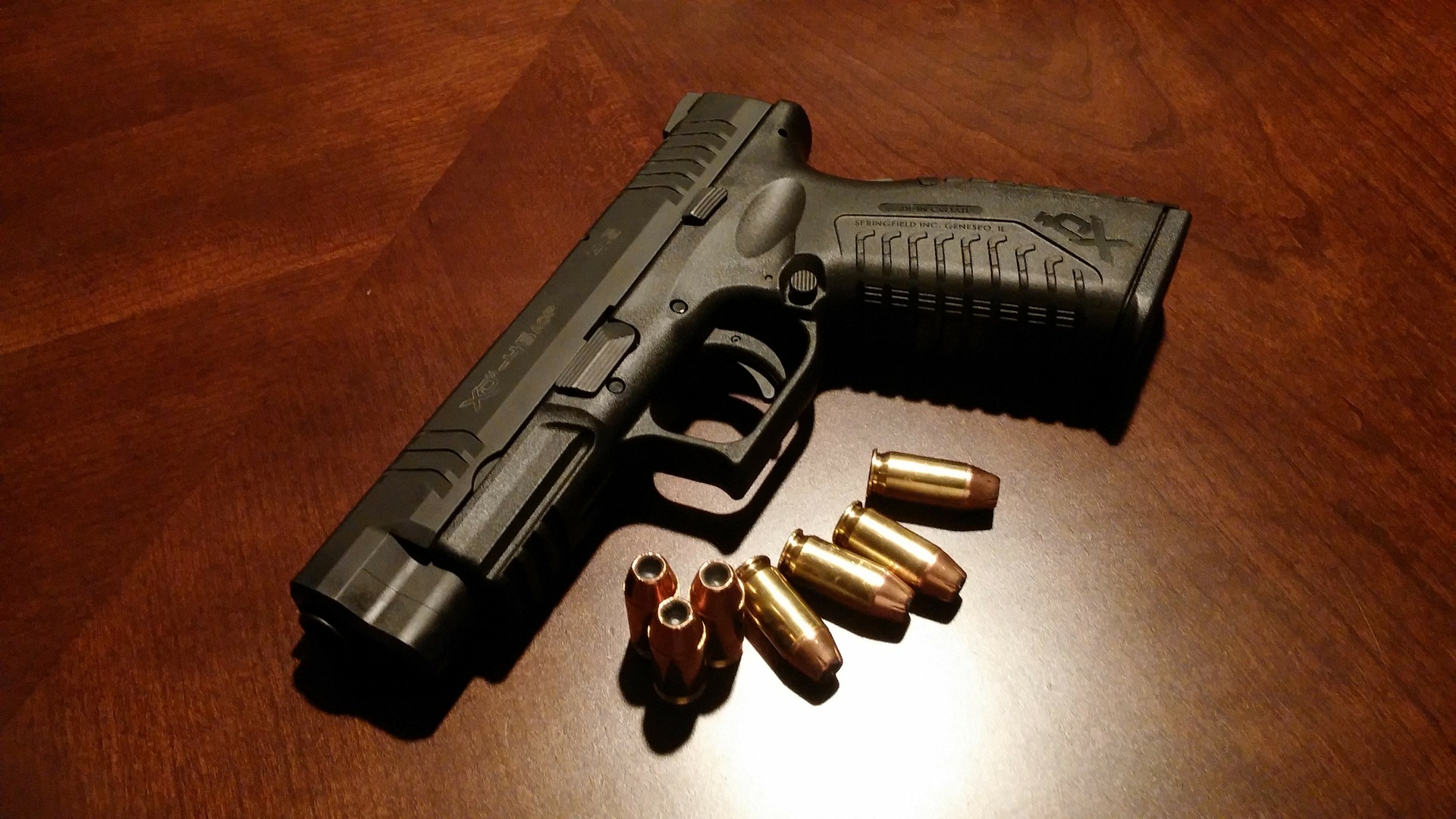 handgun-g8a11ade2d_1920