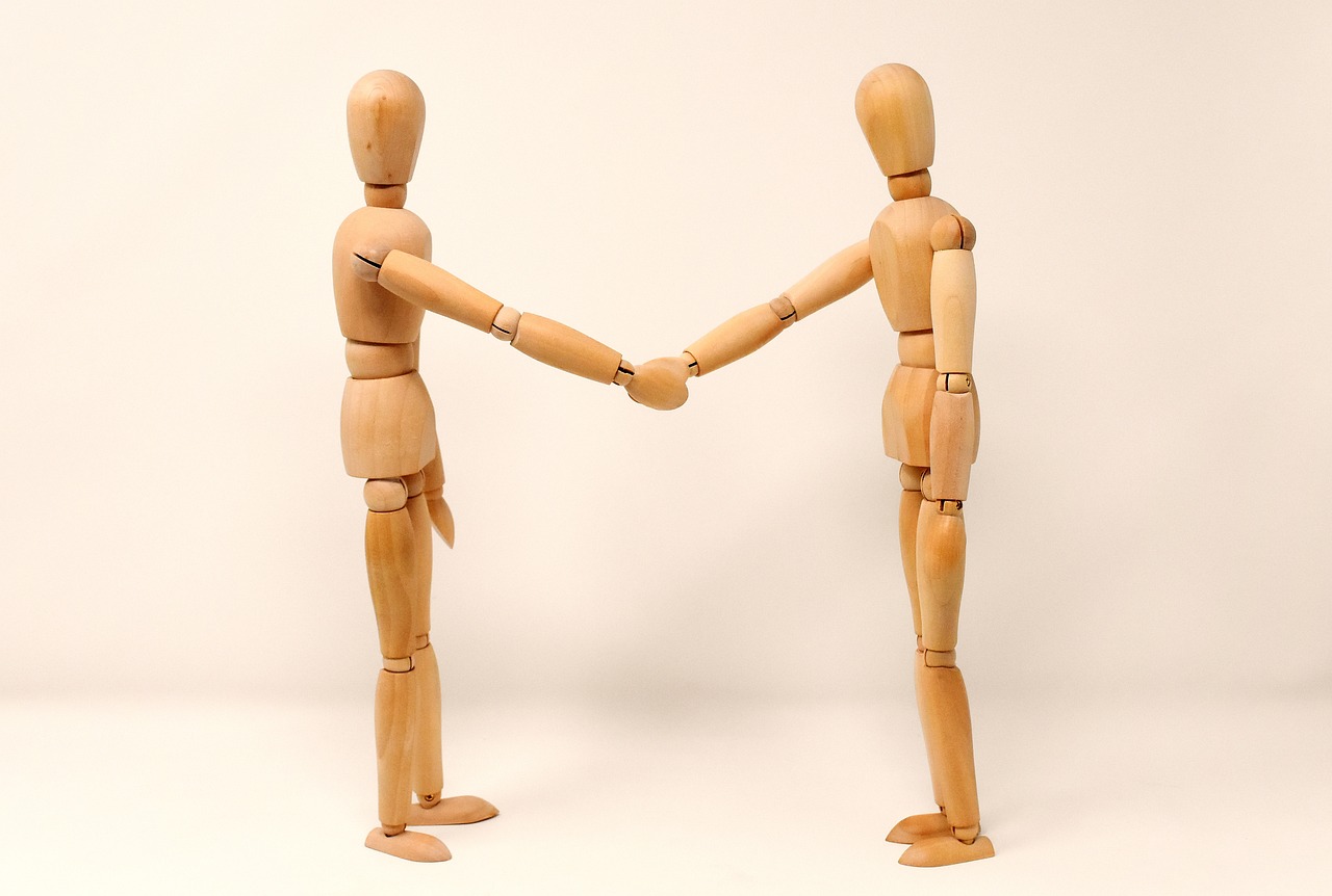 shake-hands-g430f06e41_1280